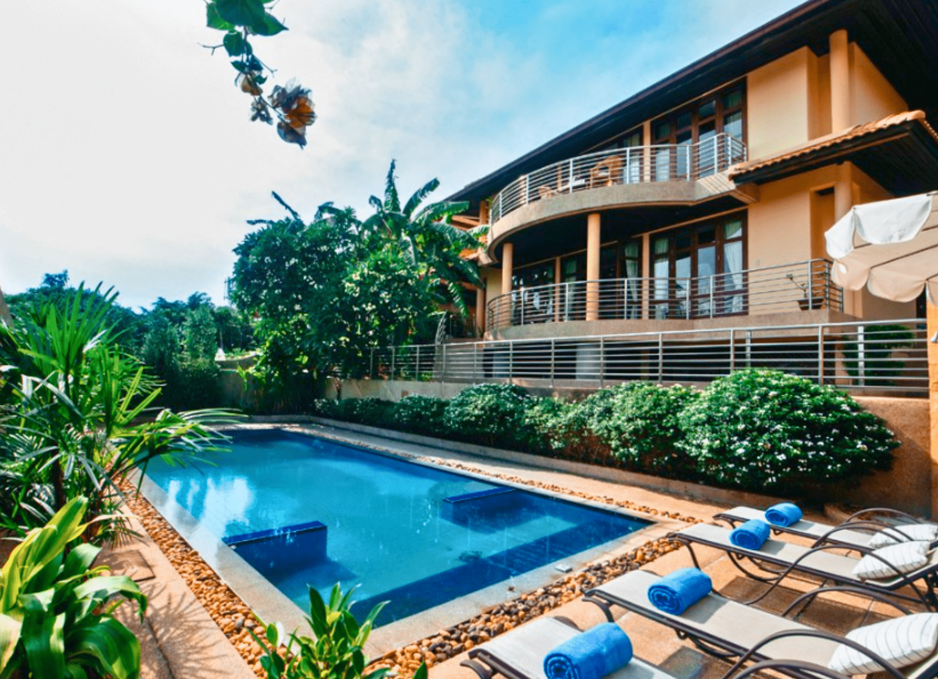 Вилла с 5 спальнями и видом на море - Фото 3